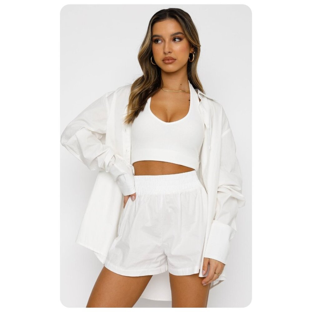 ! White Fox Boutique Golden Sunset White Shorts sz xs